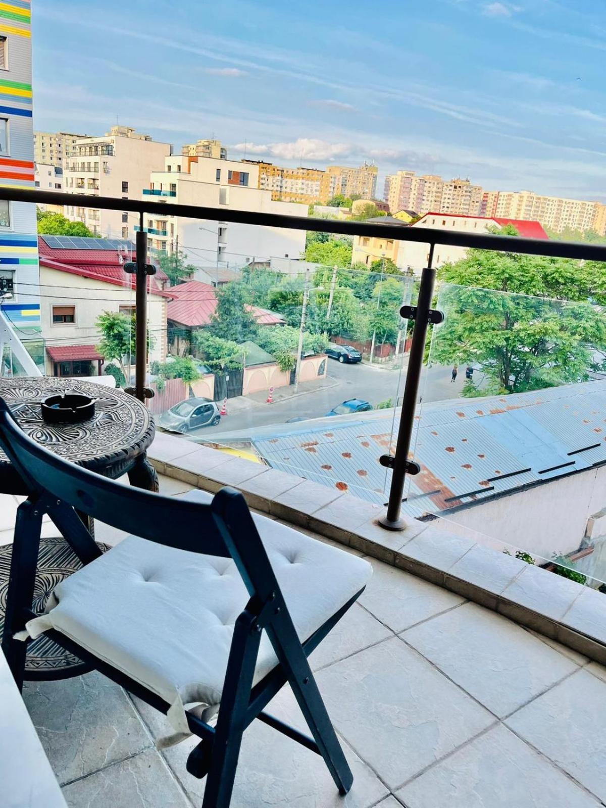Luxury / Mihai Bravu Apartmens Bucarest Esterno foto